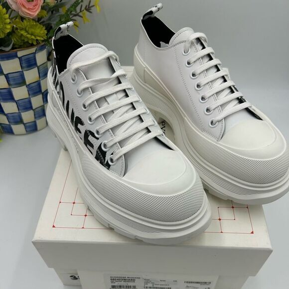 Men’s Alexander, McQueen tread slick graffiti sneakers, size 45 made in Italy - Picture 1 of 10